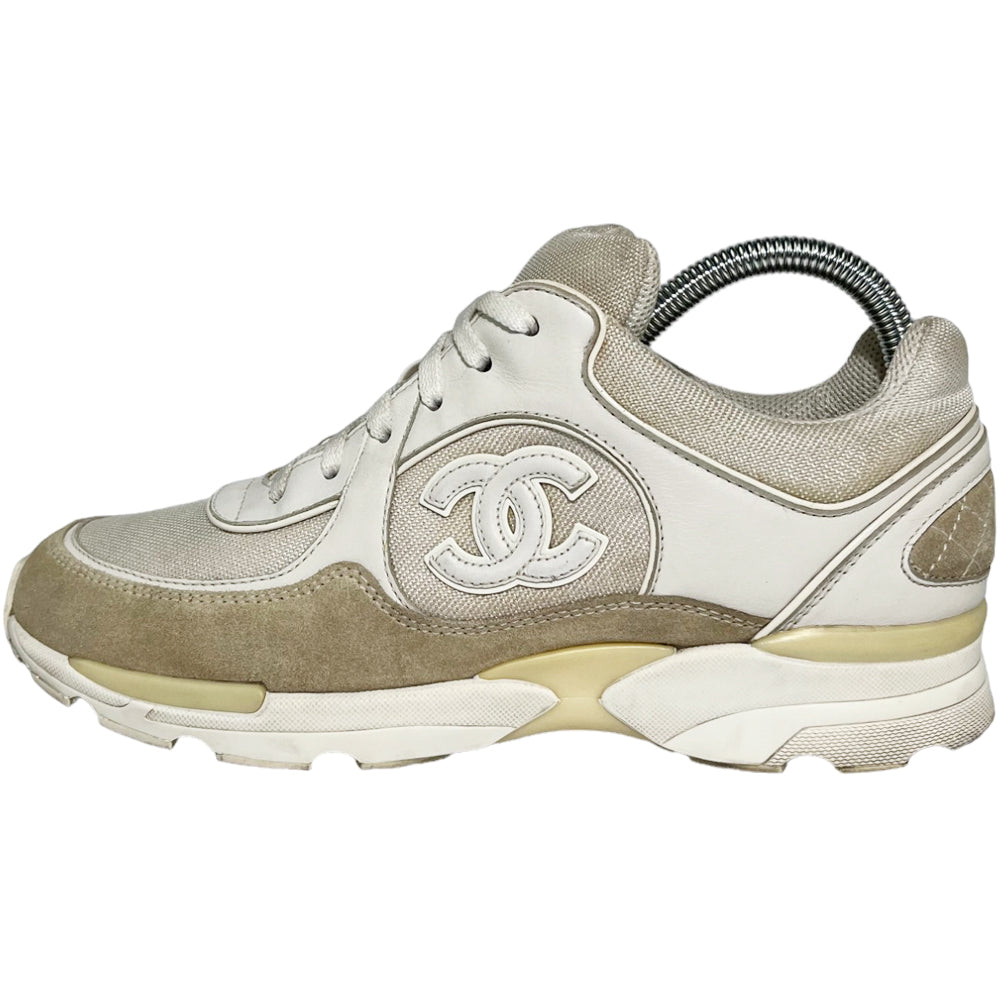 CHANEL Femmes Blanc Beige CC Runners Trainers Size 5 UK LHQ113