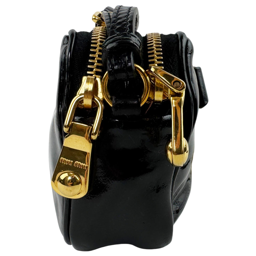 MIU MIU Black Patent Leather Bowtie Pouch Wristlet Clutch Bag LHQ1257