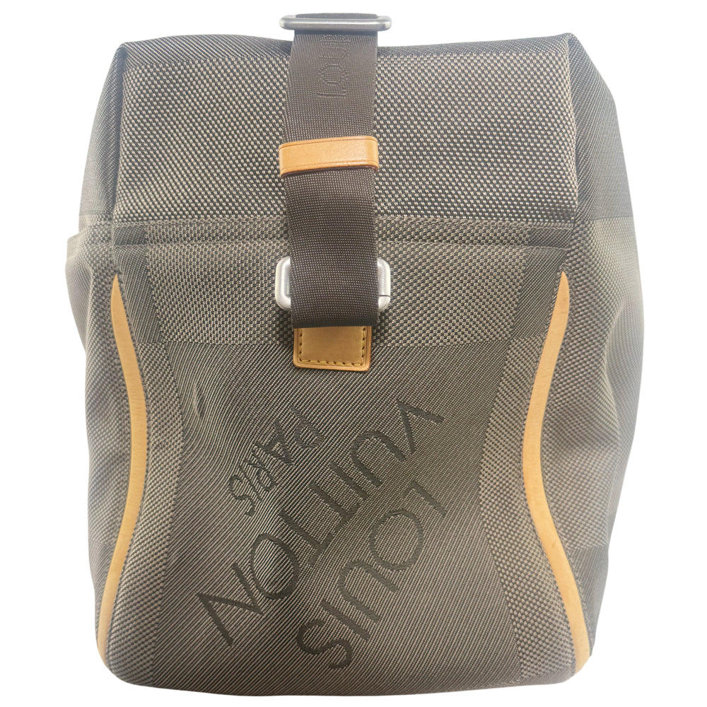 LOUIS VUITTON Brown Geant Large 55 Duffle Bag LHQ1352