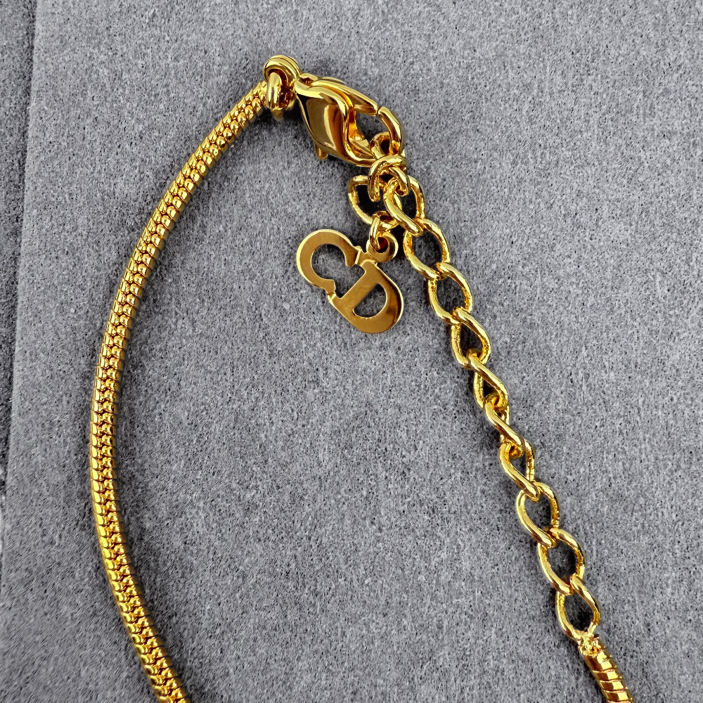 CHRISTIAN DIOR D Gold Necklace LHQ1407