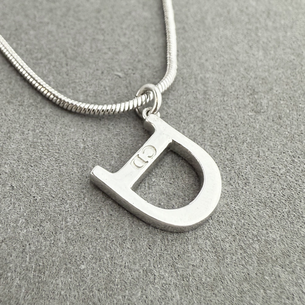 CHRISTIAN DIOR D Silver Necklace LHQ1424