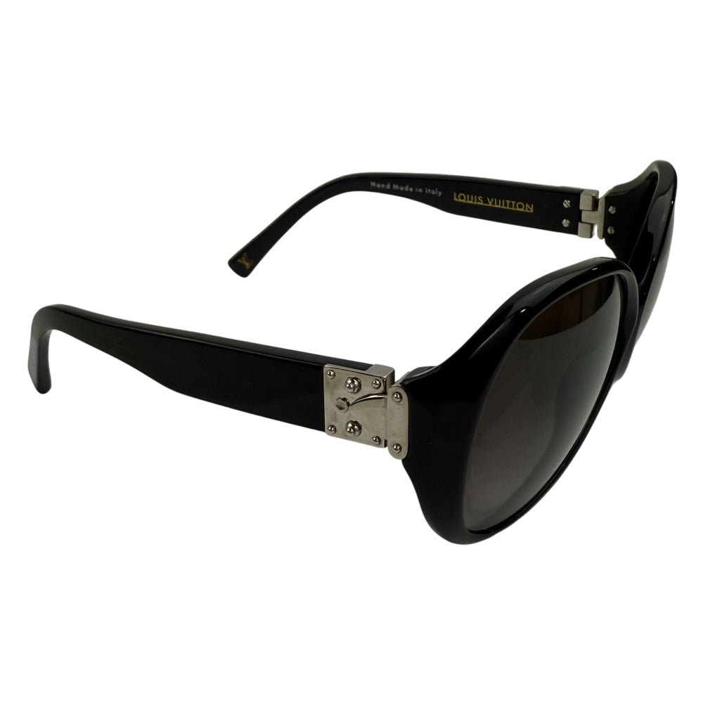 LOUIS VUITTON Oversized Black Sunglasses LHQ1431