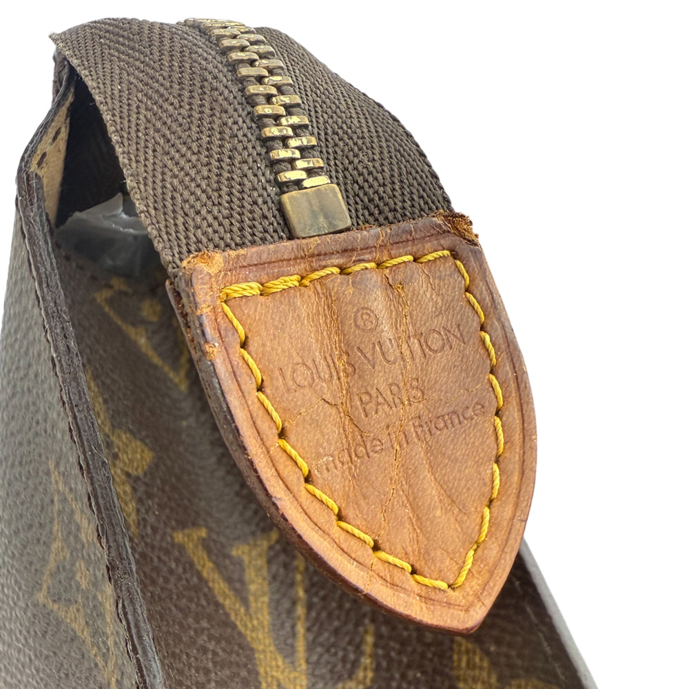 LOUIS VUITTON Monogram Large Pochette Pouch LHQ1473