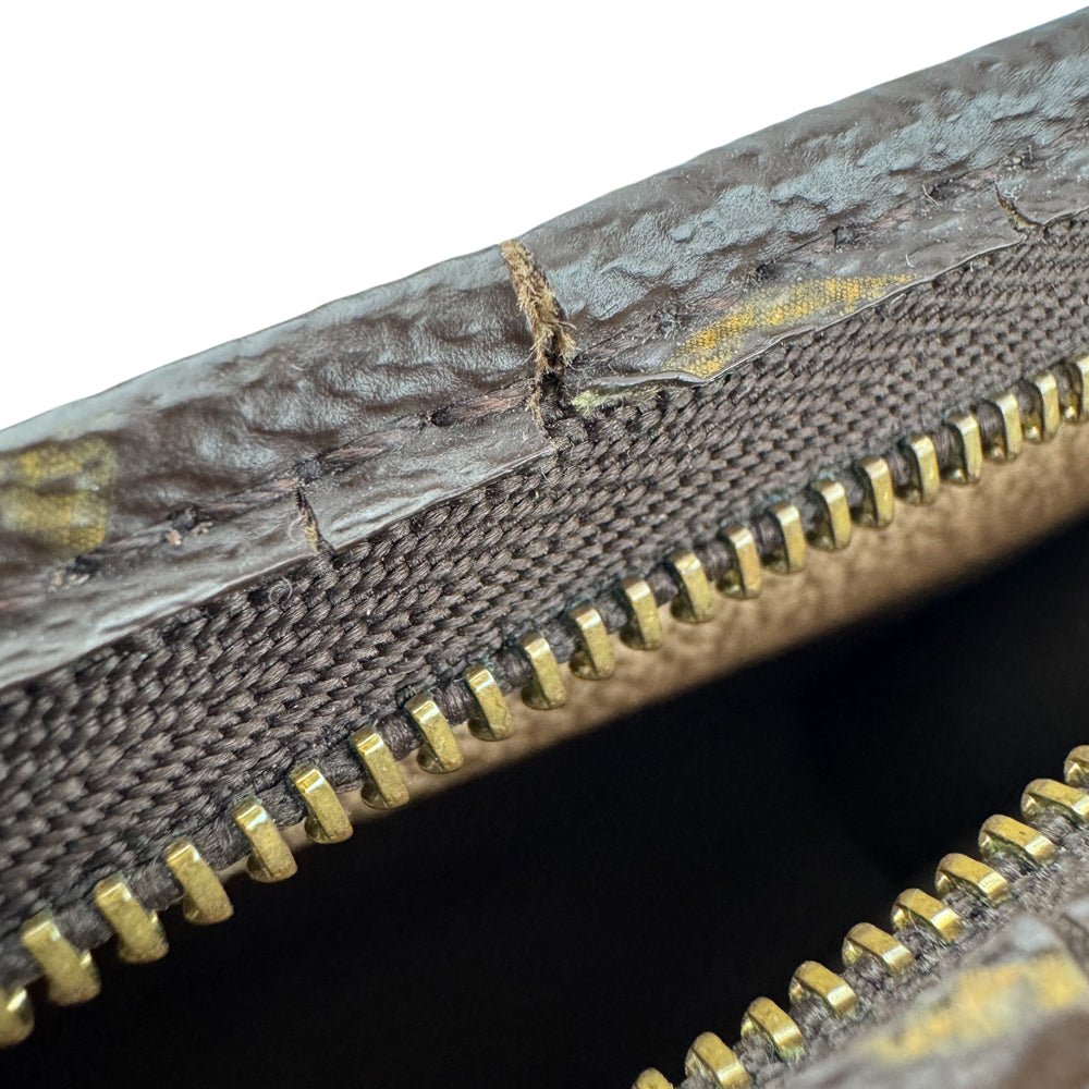 LOUIS VUITTON Monogram Square Pouch LHQ1589