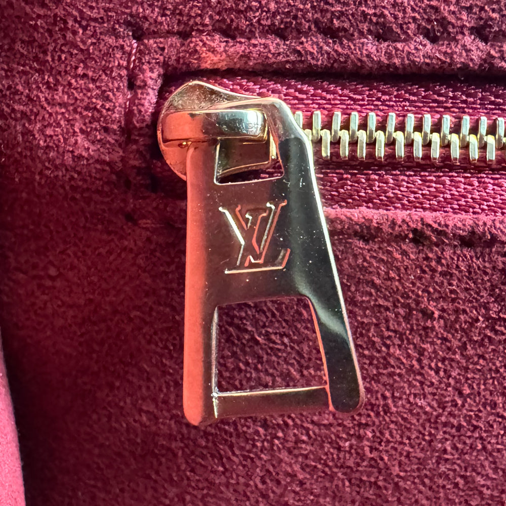 LOUIS VUITTON On The Go PM Empreinte Black Leather Monogram Shoulder Bag LHQ1595