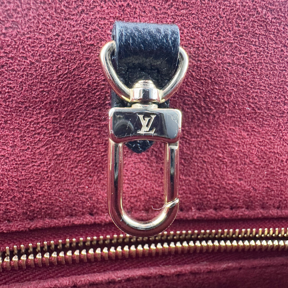 LOUIS VUITTON On The Go PM Empreinte Black Leather Monogram Shoulder Bag LHQ1595