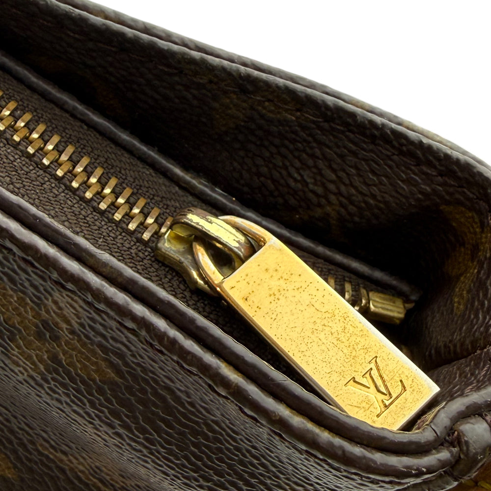 LOUIS VUITTON Looping GM Shoulder Bag LHQ1608