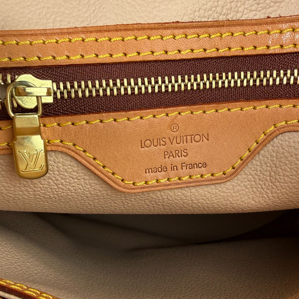 LOUIS VUITTON Bucket PM Monogram Shoulder Bag LHQ1622