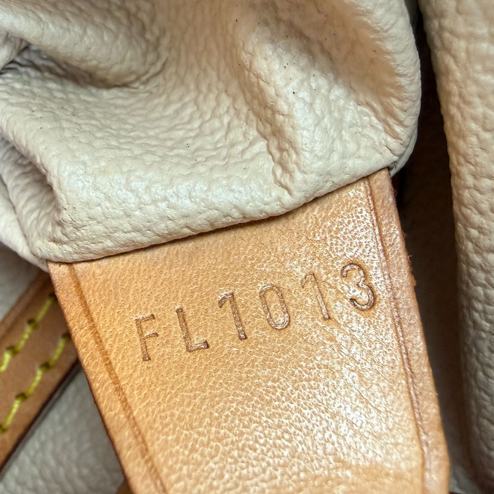 LOUIS VUITTON Bucket PM Monogram Shoulder Bag LHQ1622