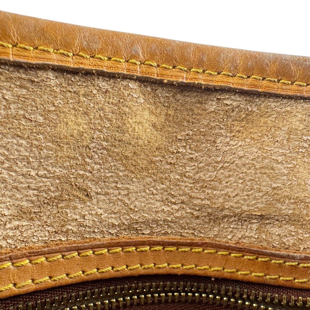 LOUIS VUITTON Bucket PM Monogram Bag LHQ1634