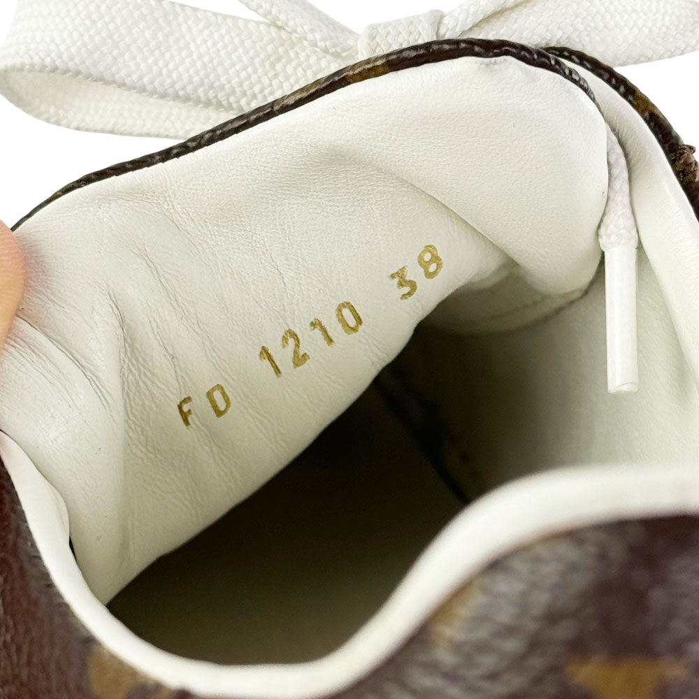 LOUIS VUITTON Monogram Time Out Trainers Size 5 UK LHQ1659