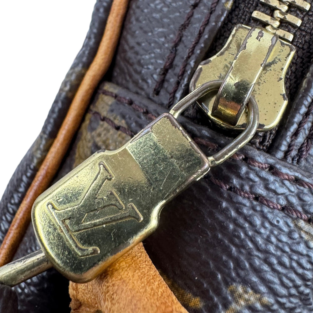 LOUIS VUITTON Danube Brown Monogram Crossbody Bag LHQ1746