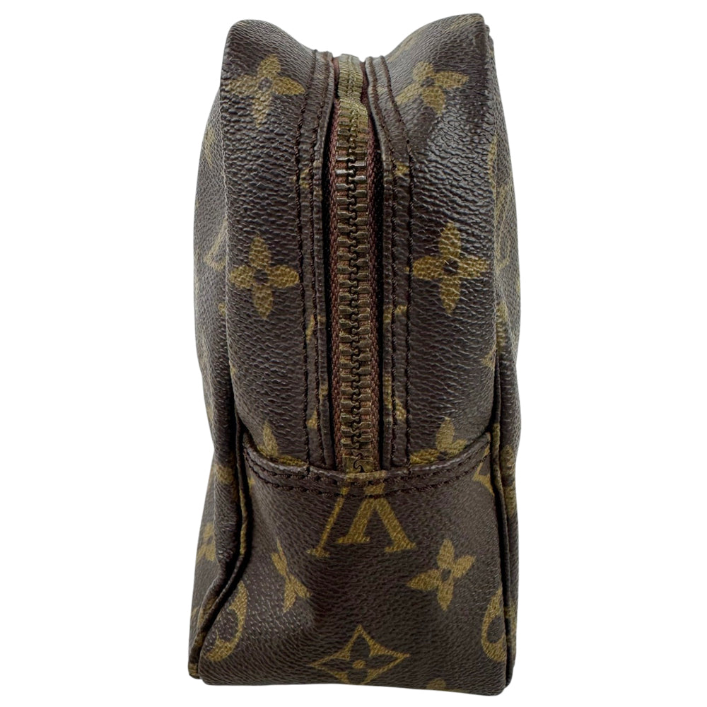 LOUIS VUITTON Brown Monogram Toiletry 28 Bag LHQ1759