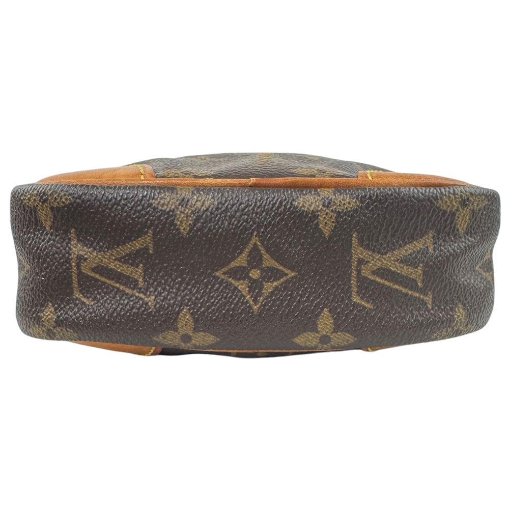 LOUIS VUITTON Danube Brown Monogram Crossbody Bag LHQ1771