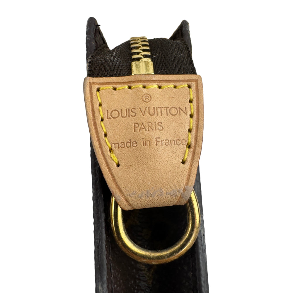 LOUIS VUITTON Bucket PM Monogram Bag LHQ1827