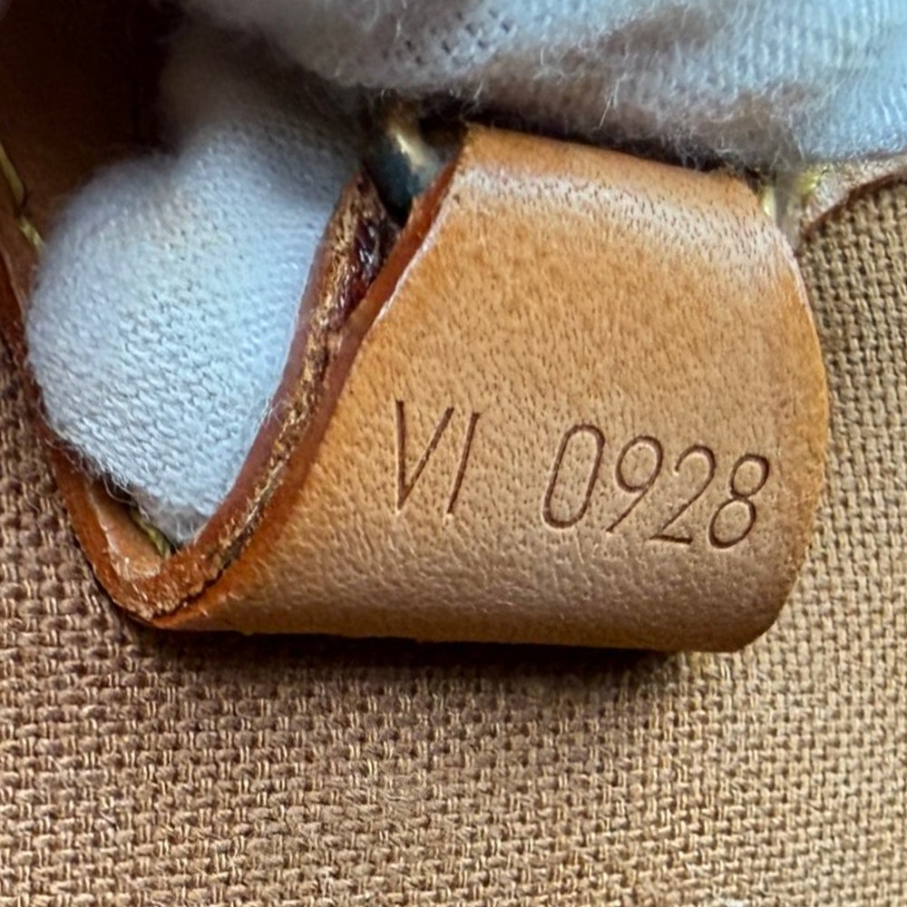 LOUIS VUITTON Ellipse Shopping Shoulder Bag LHQ1942