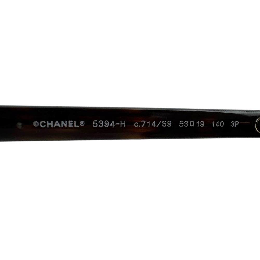 CHANEL Brown Tortoise Shell Pearl Sunglasses LHQ1993