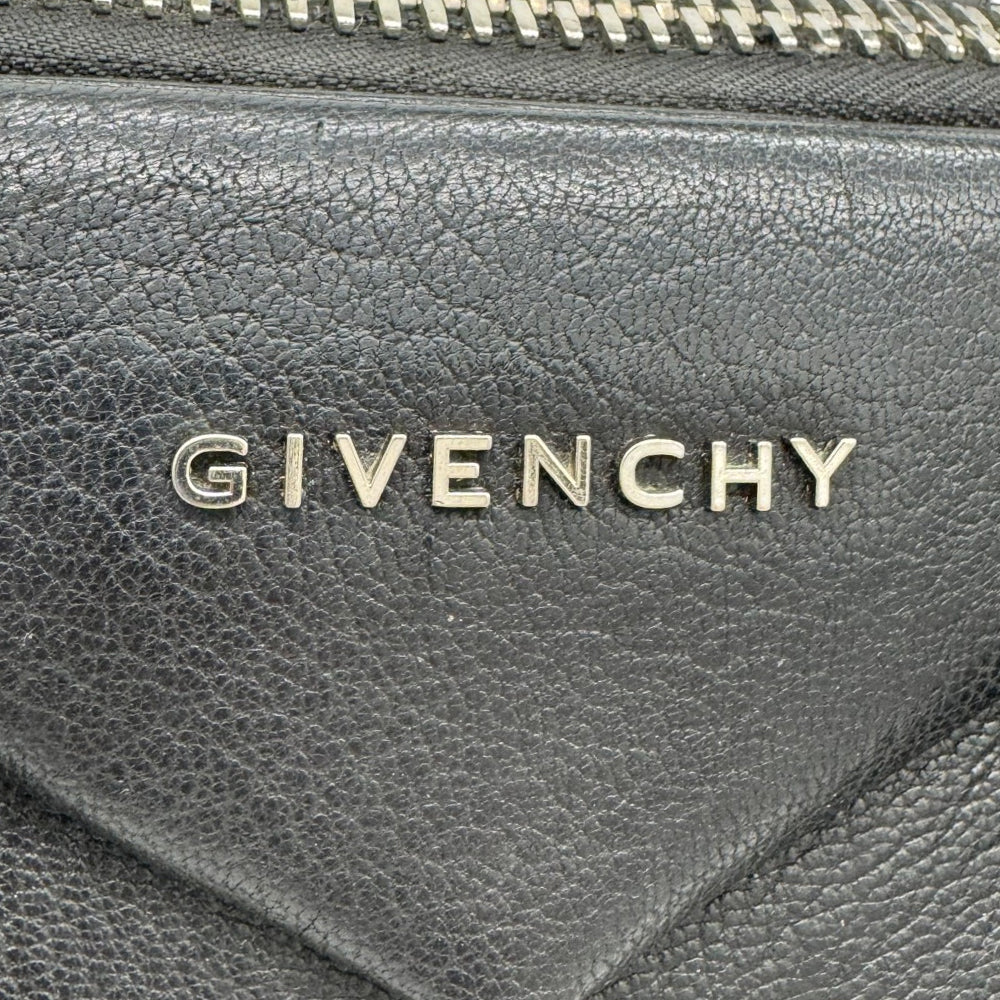 GIVENCHY Antigona Medium Black Leather Shoulder Bag LHQ1994