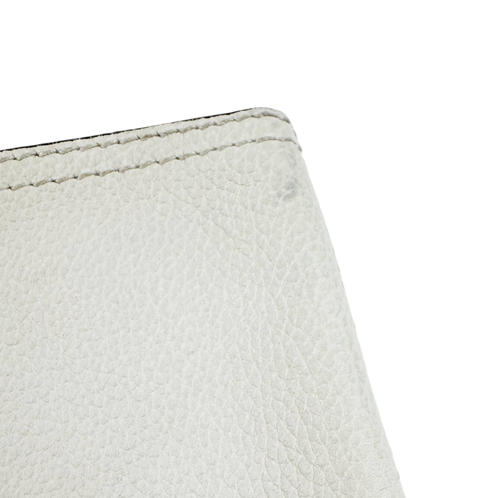 GUCCI Large White Leather Logo Pouch LHQ2017
