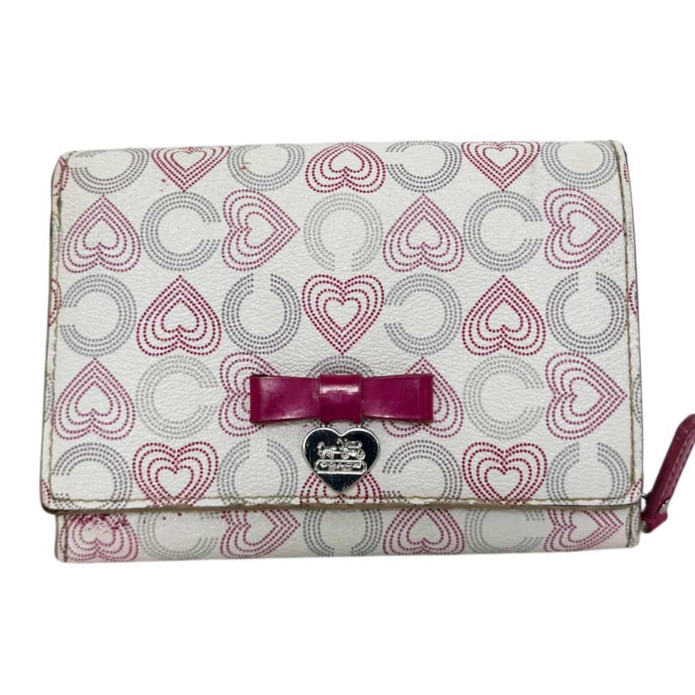 COACH White Heart Compact Wallet LHQ2053
