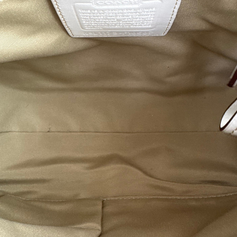 COACH Brown Hampton Signature Canvas and Leather Hand Bag LHQ2071