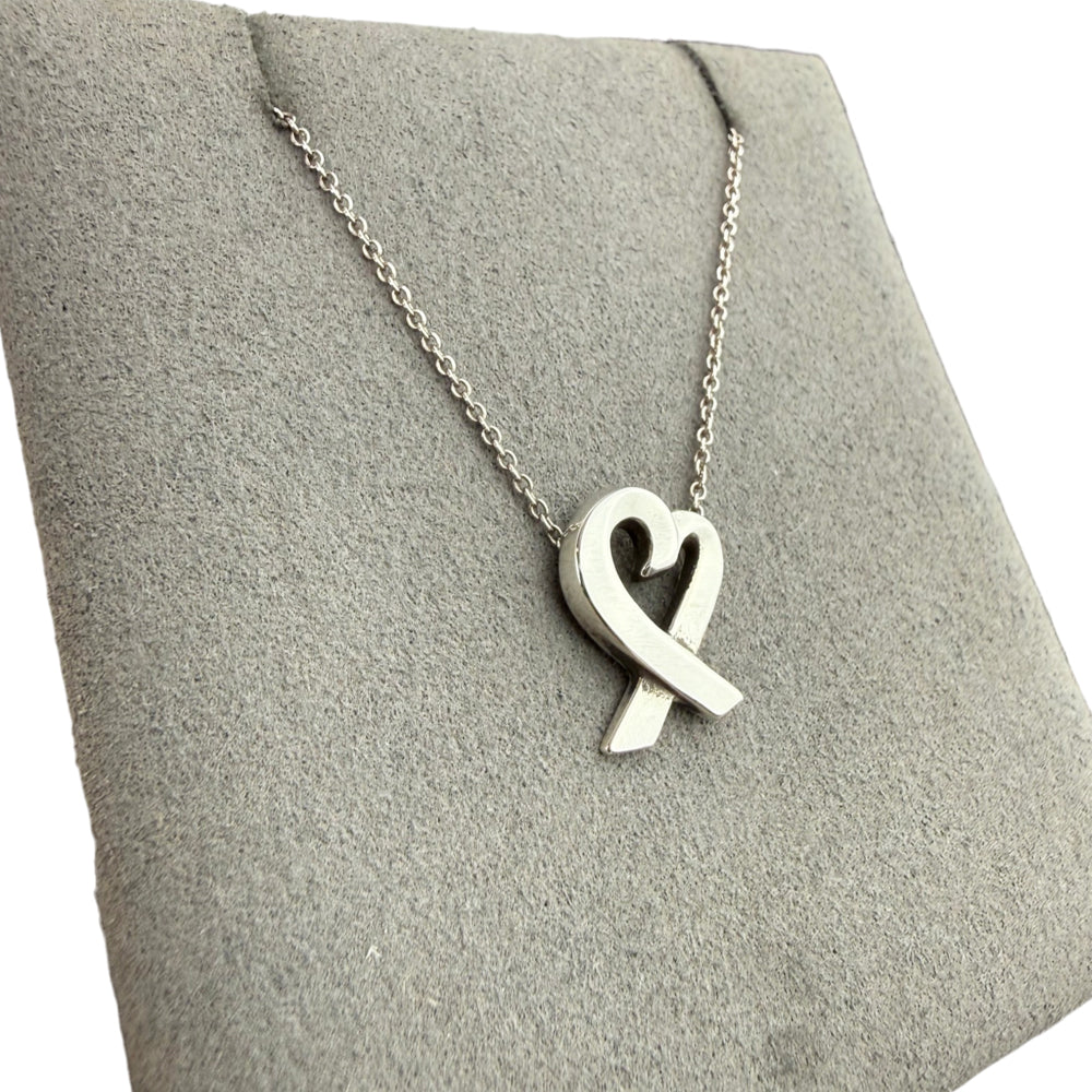 TIFFANY & CO Loving Heart Pendant Necklace LHQ2243