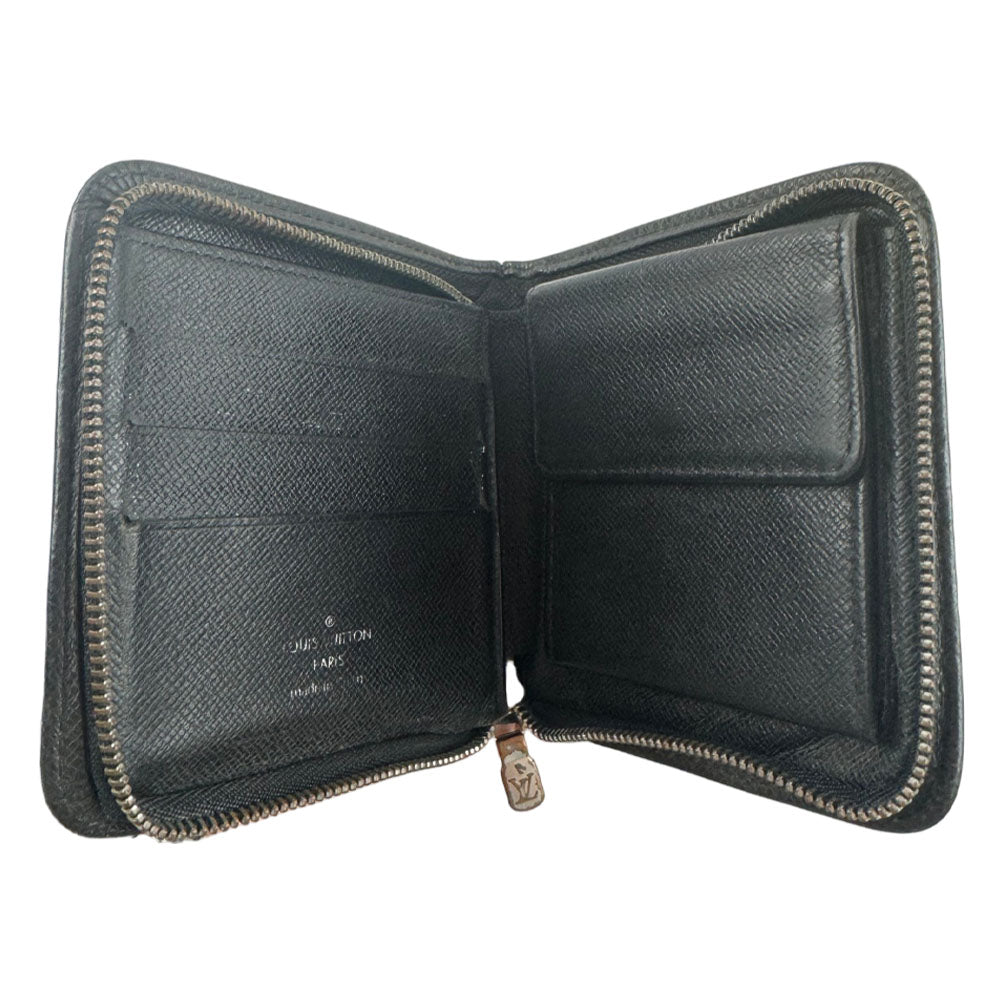 LOUIS VUITTON Taiga Black Zip-Around Wallet LHQ2457