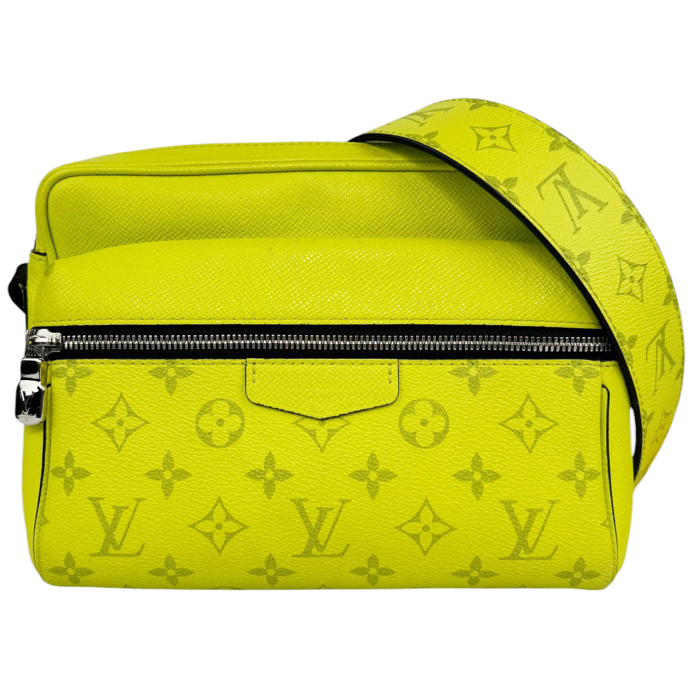 LOUIS VUITTON Outdoor Messenger PM Yellow Monogram Crossbody Bag LHQ249