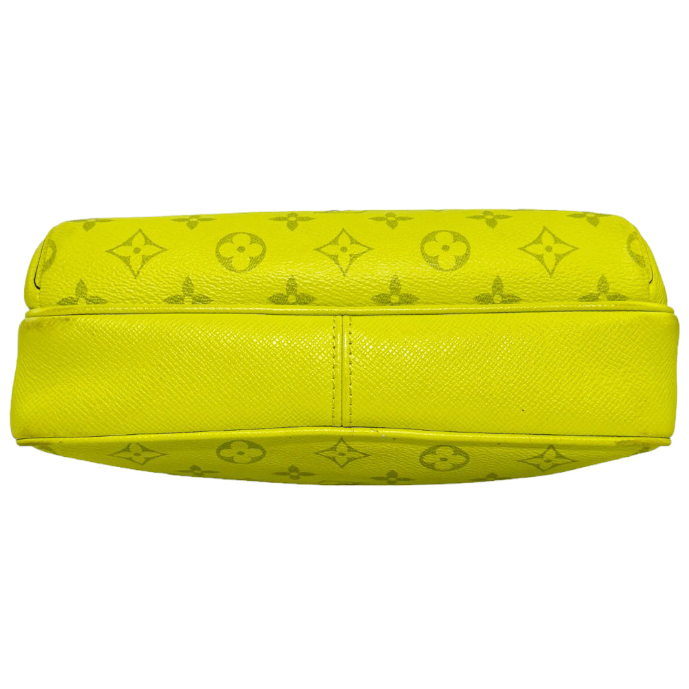 LOUIS VUITTON Messenger PM Outdoor Borsa a tracolla monogramma giallo LHQ249