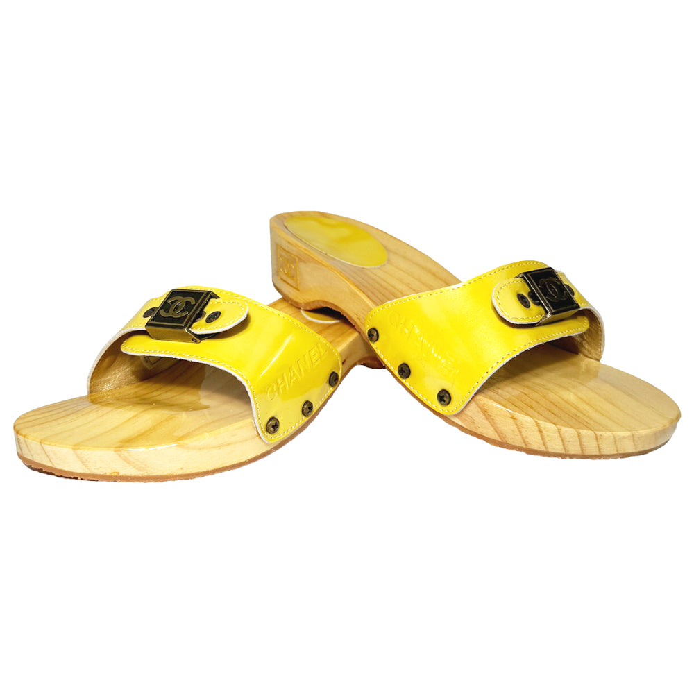 CHANEL Ladies Yellow Sandals Size UK3 LHQ292