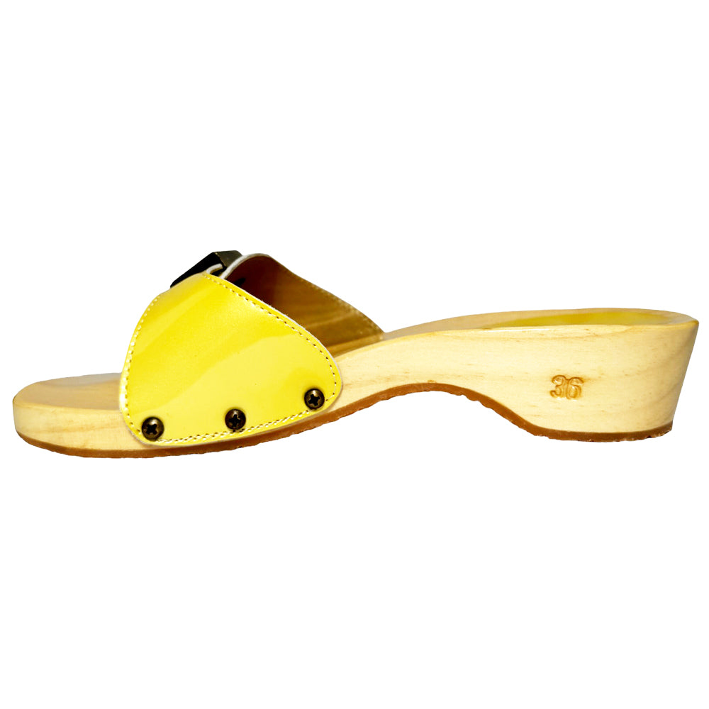 CHANEL Ladies Yellow Sandals Size UK3 LHQ292