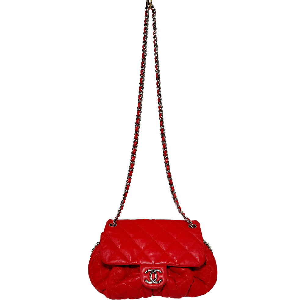 CHANEL Borsa a tracolla rossa con catena Matelasse LHQ297