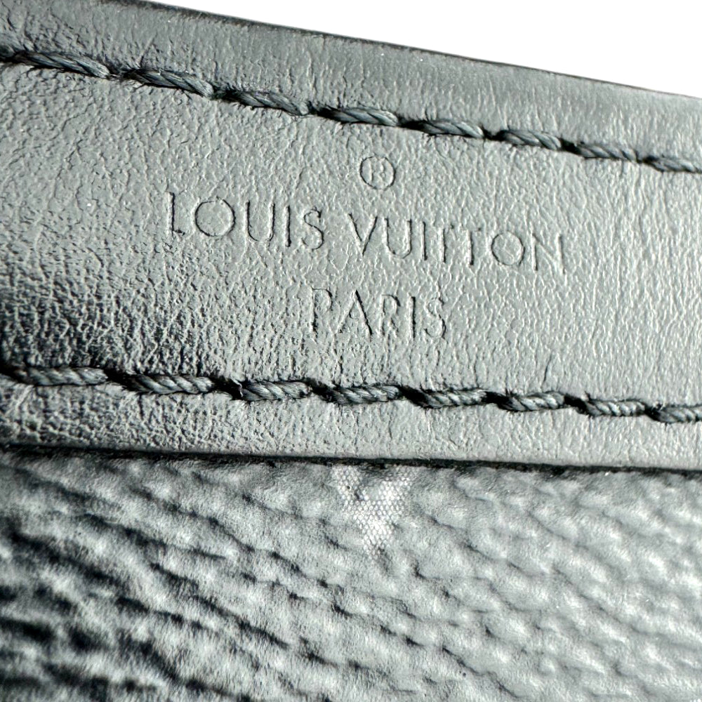 LOUIS VUITTON Gaston Wearable Wallet Mens Bag Grey LHQ357