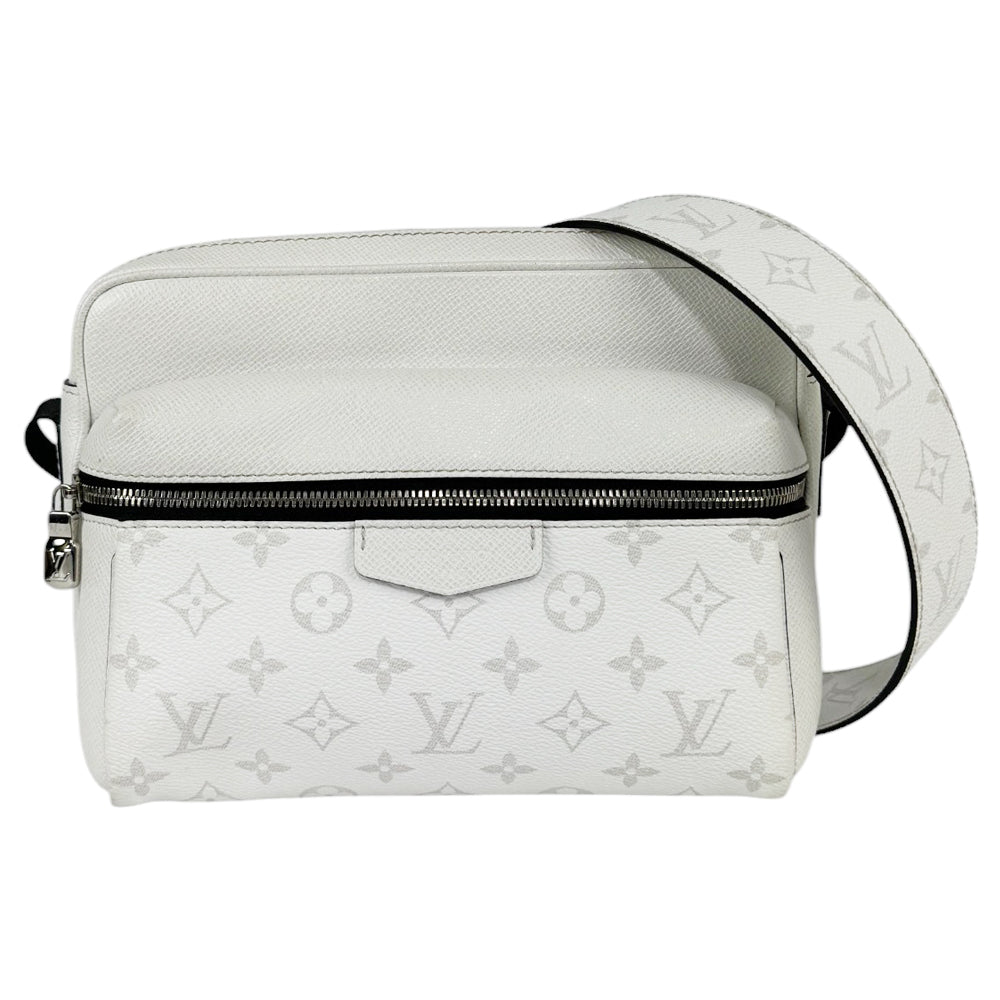 LOUIS VUITTON Outdoor Messenger PM White Monogram Crossbody Bag LHQ399