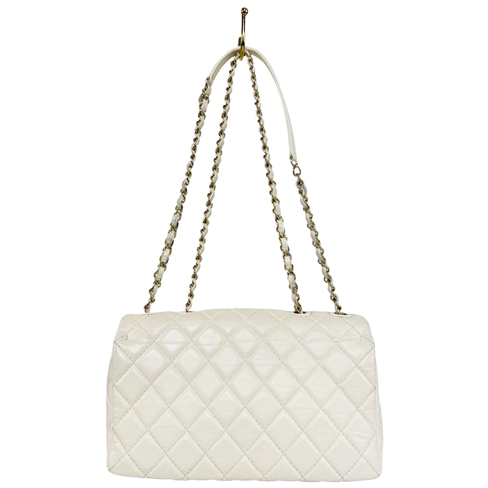 CHANEL Quilted White Leather Flap Shoulder Bag LHQ417