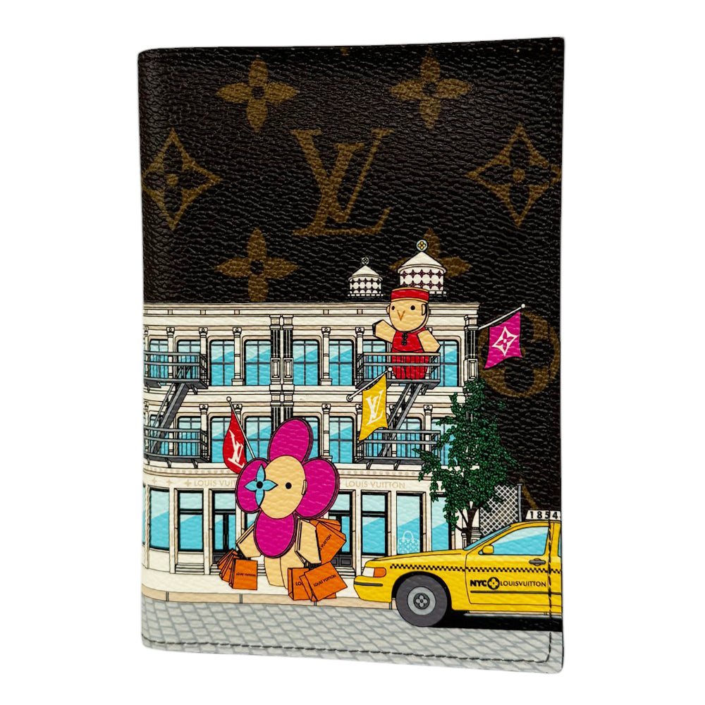 LOUIS VUITTON Christmas Animation New York Passport Cover LHQ440