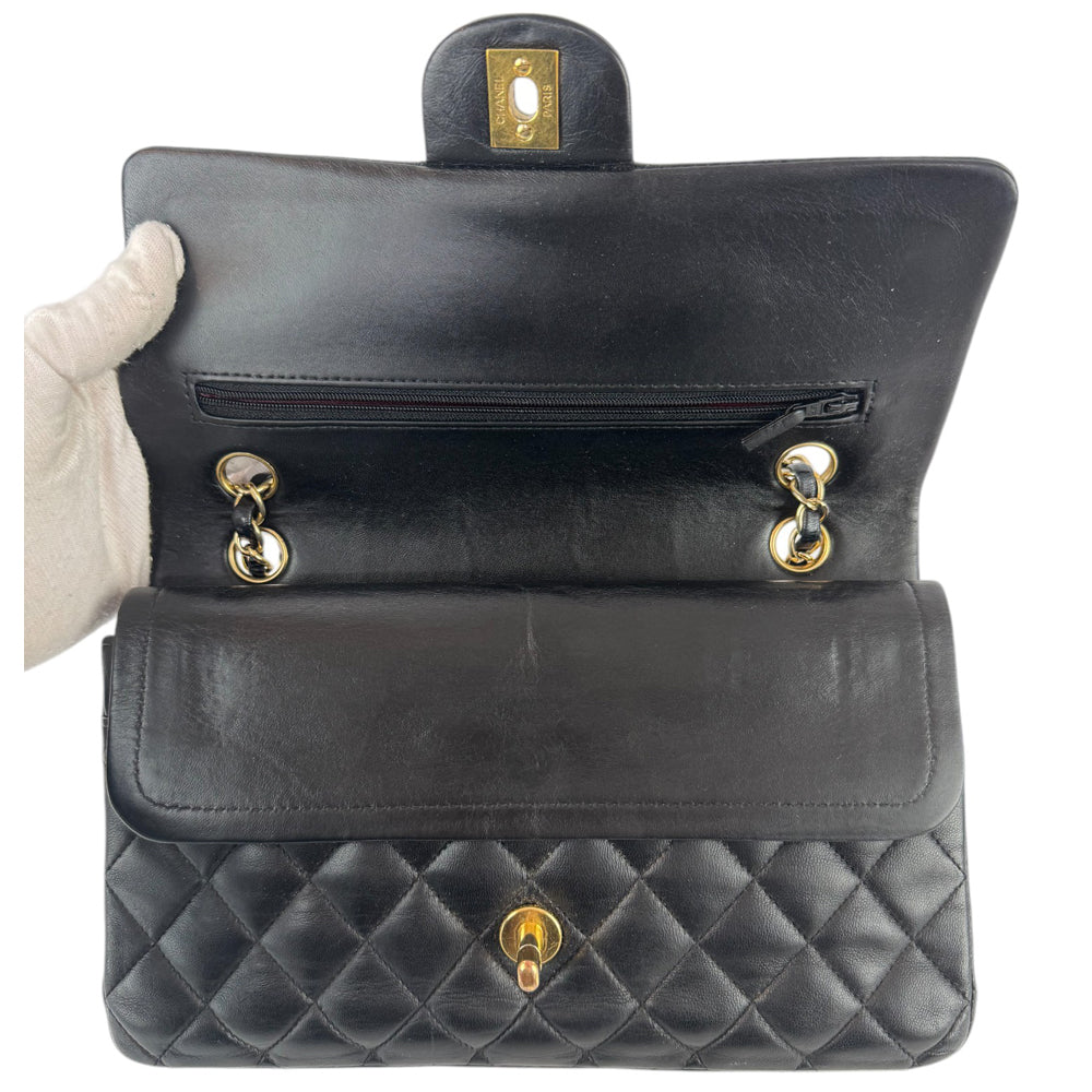 CHANEL Medium Classic Flap Black Leather Shoulder Bag LHQ491