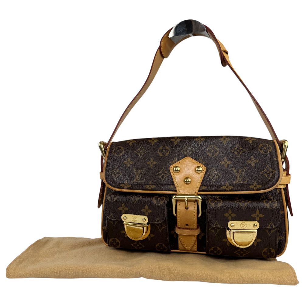 LOUIS VUITTON Hudson Monogram PM Shoulder Bag LHQ492