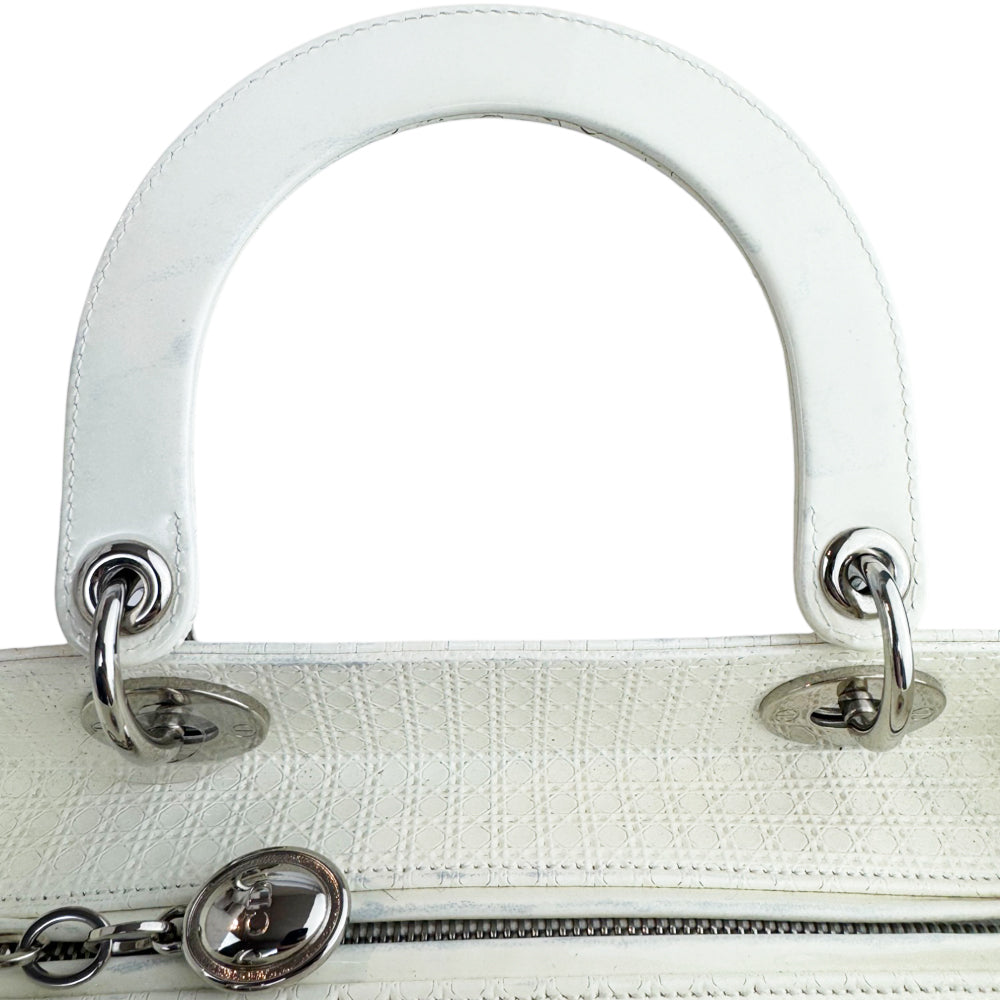 CHRISTIAN DIOR Lady Dior Patent Leather White Handbag LHQ500