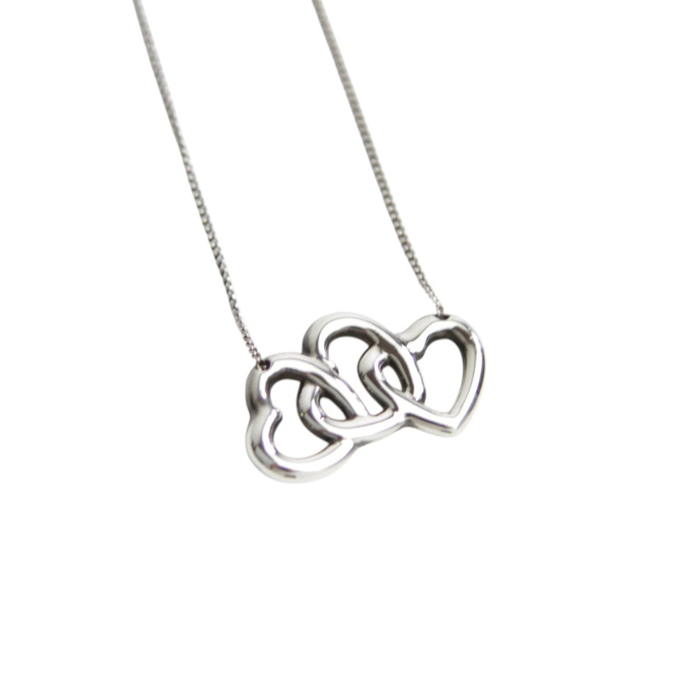 TIFFANY & CO Triple Heart Necklace LHQ596