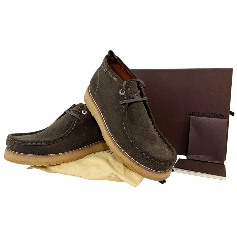 LOUIS VUITTON Wallaby Boots Size 8.5 LHQ615