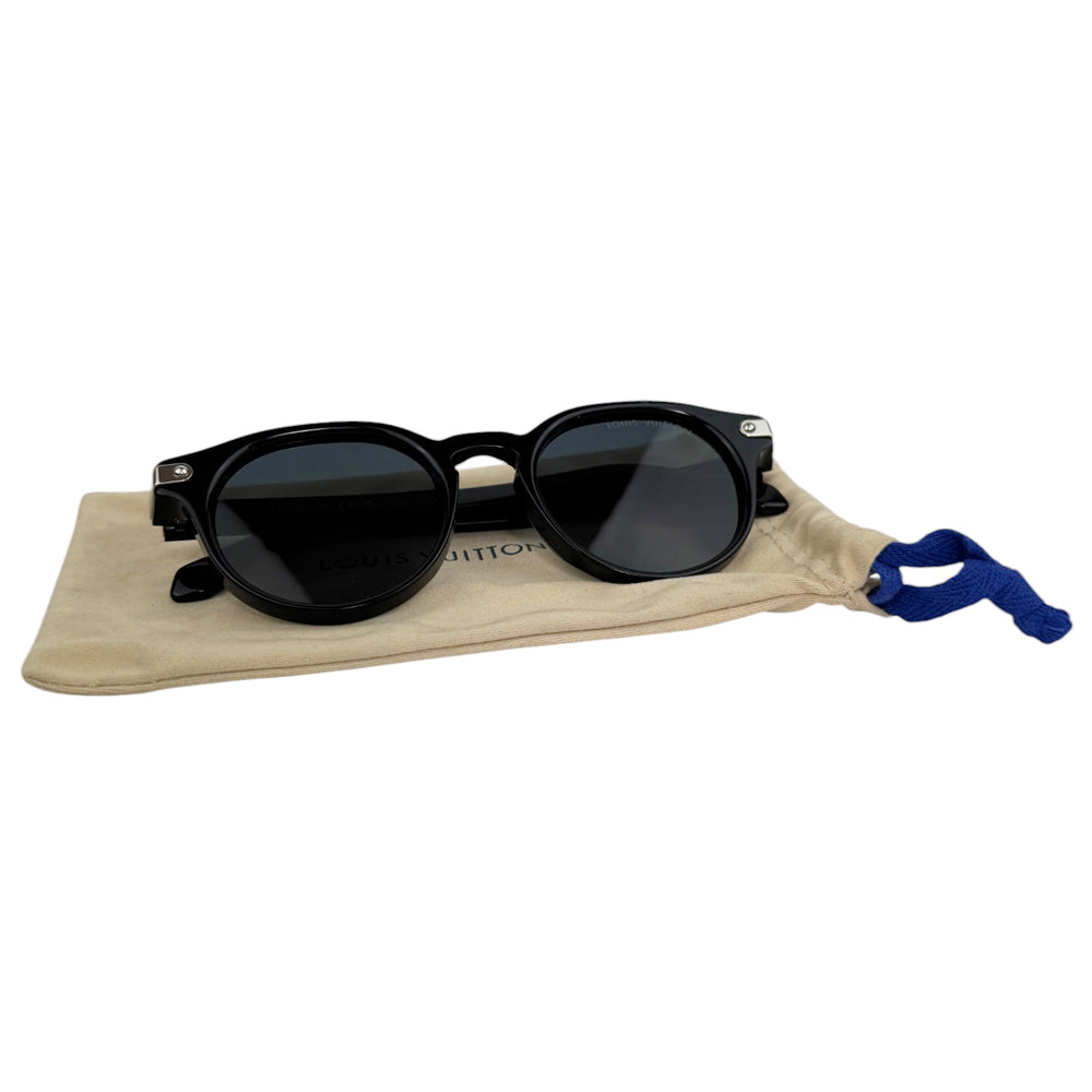 LOUIS VUITTON Black Round Sunglasses LHQ634