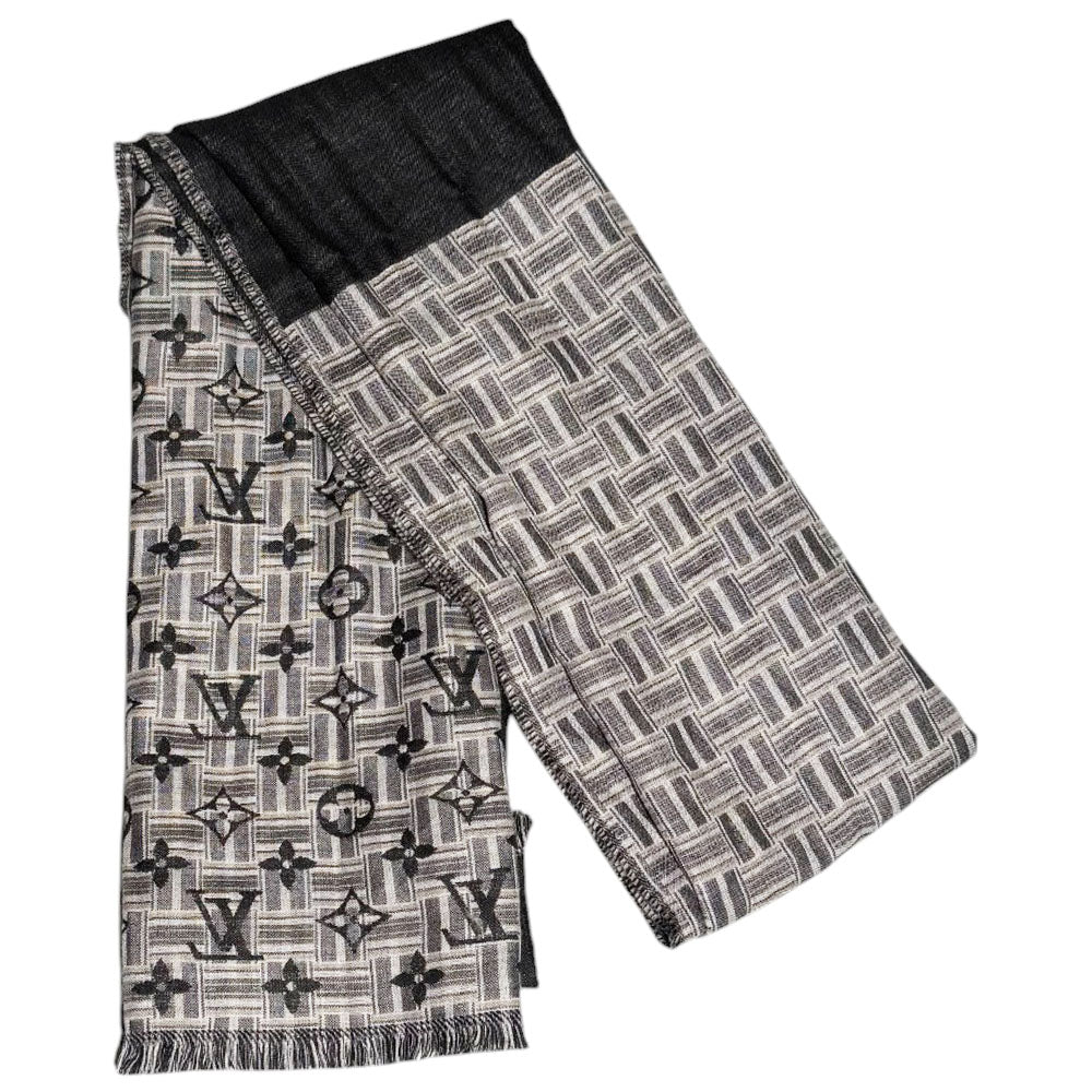LOUIS VUITTON Black Monogram Scarf LHQ654