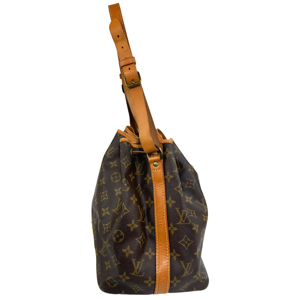 LOUIS VUITTON Petit Noe Monogram Bag LHQ655