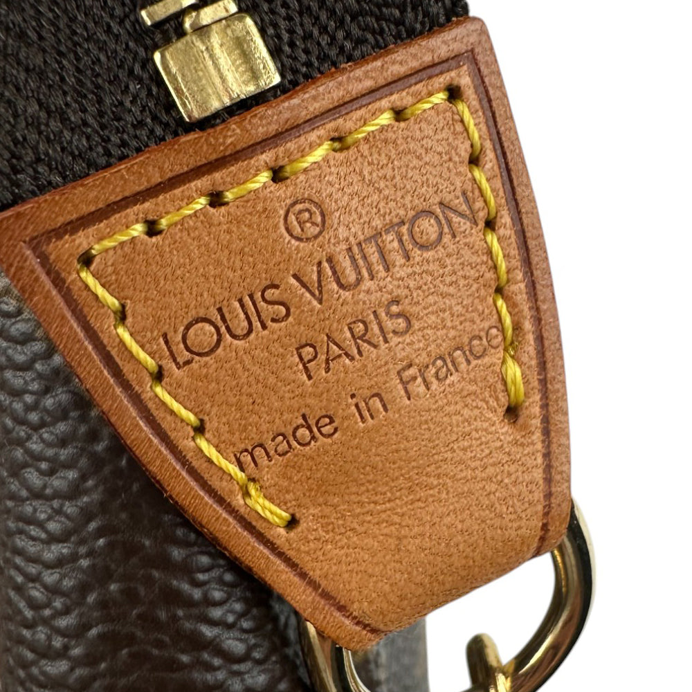 LOUIS VUITTON Mini Pochette Accessory Shoulder Bag LHQ659