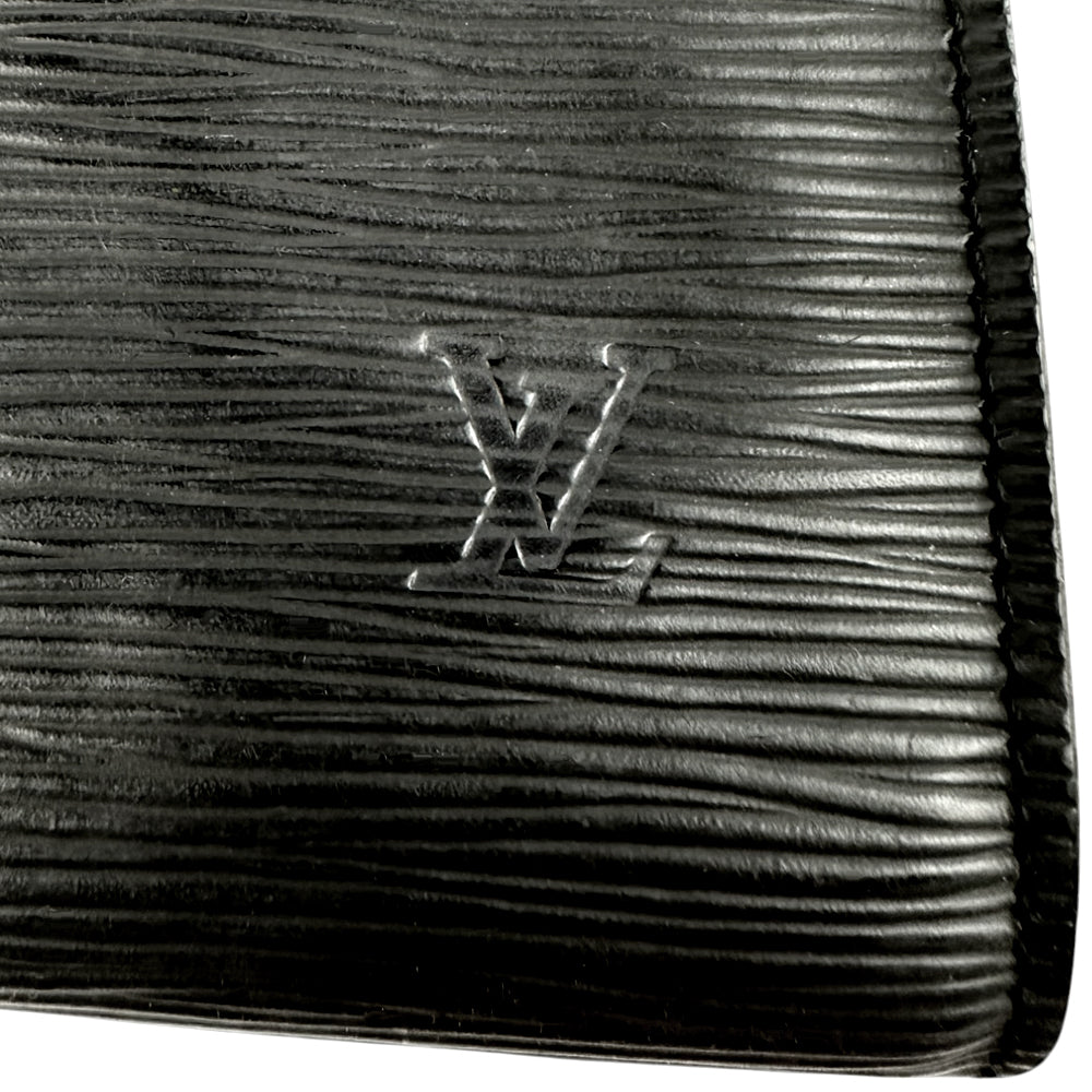 LOUIS VUITTON Mini Pochette Epi Black Accessory Shoulder Bag LHQ678