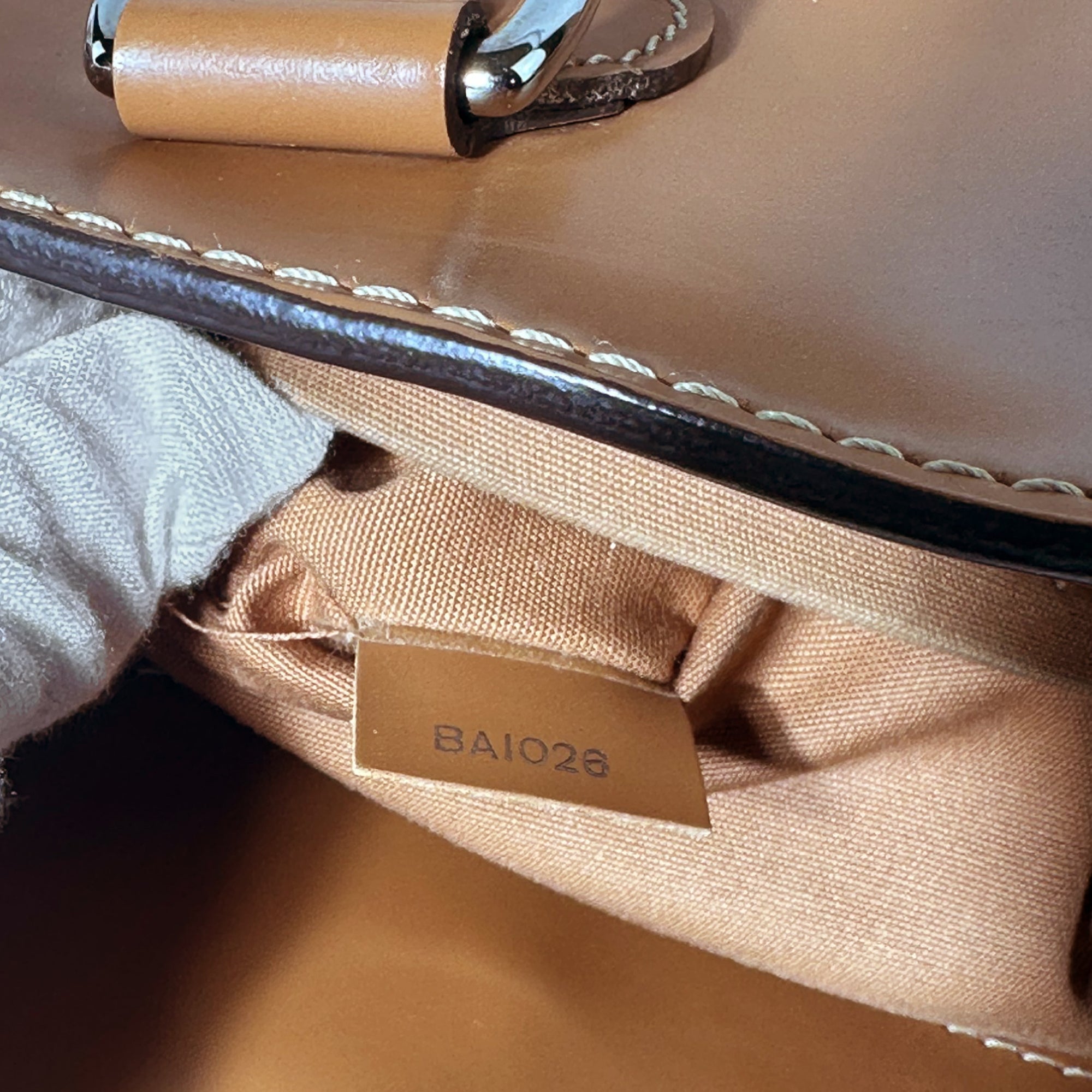 LOUIS VUITTON Passy Epi Sac à main Cuir Camel Sac épaule LHQ75