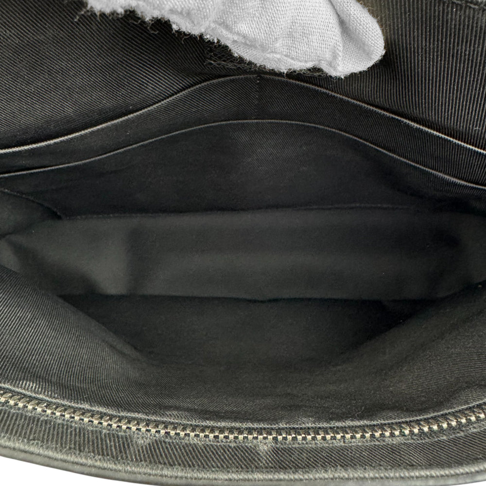 LOUIS VUITTON Taiga Black Leather Roman Shoulder Crossbody Bag LHQ789