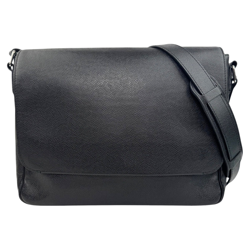 LOUIS VUITTON Taiga Black Leather Roman Shoulder Crossbody Bag LHQ789