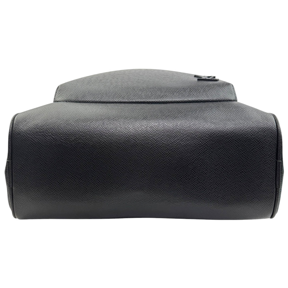 LOUIS VUITTON Taiga Black Leather Avenue Backpack LHQ841